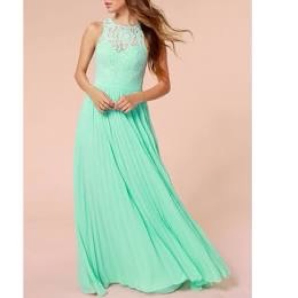 Bariano Best of Both Whirleds Maxi NWT